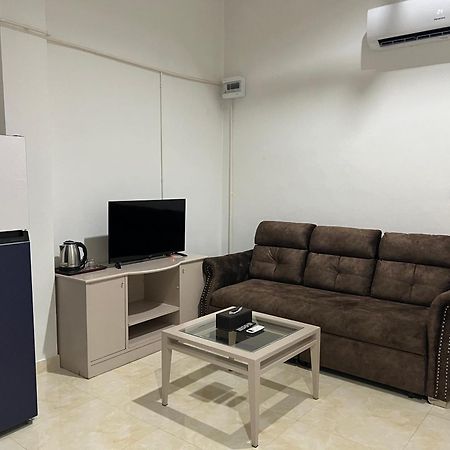 Mall Suites Hotel Бангкок Экстерьер фото