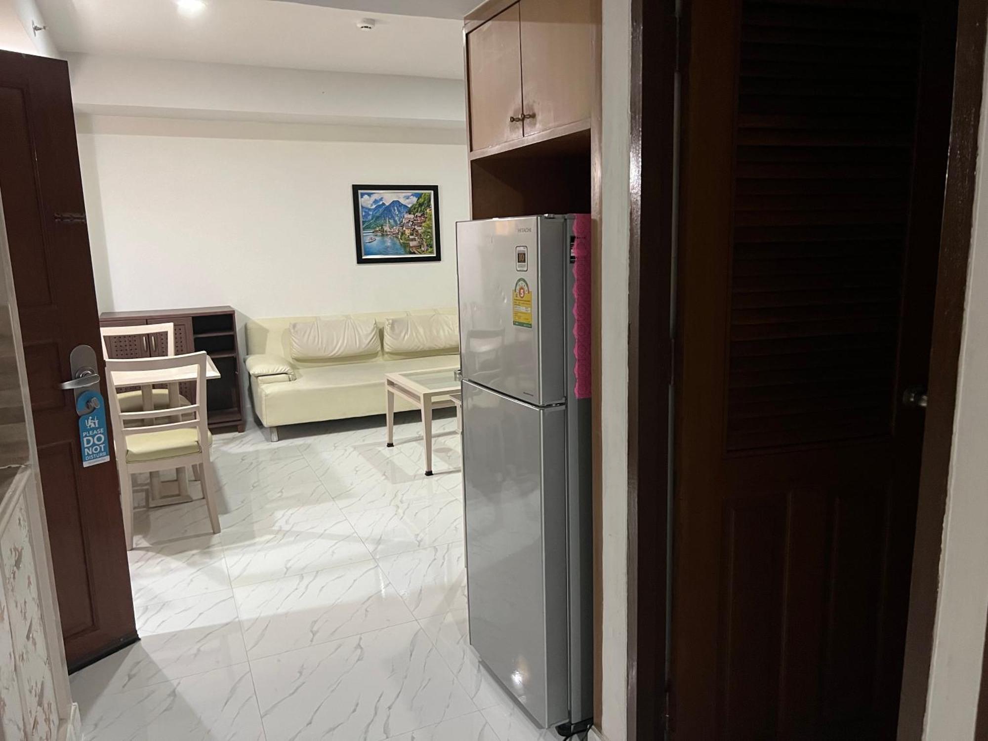 Mall Suites Hotel Бангкок Экстерьер фото