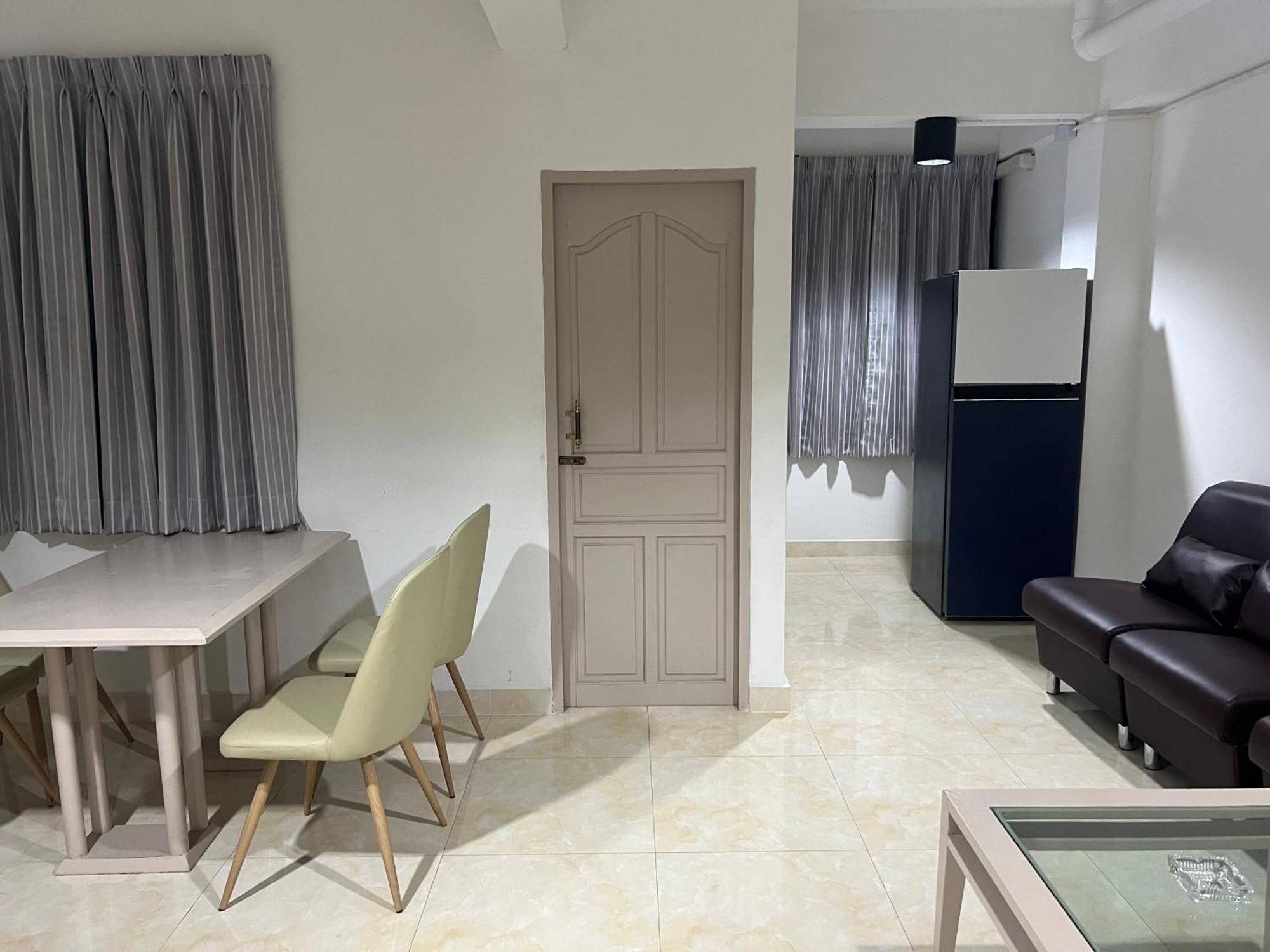 Mall Suites Hotel Бангкок Экстерьер фото